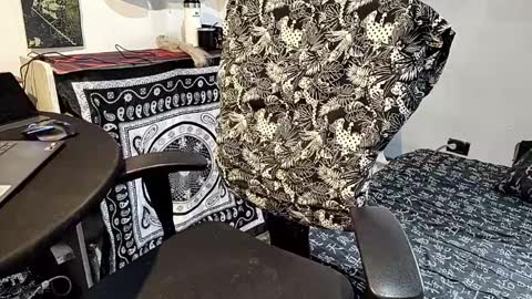 little_savage online show from April 2, 6:27 pm