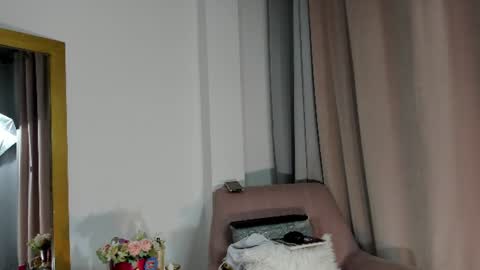 little_sophie03 online show from July 9, 12:13 am