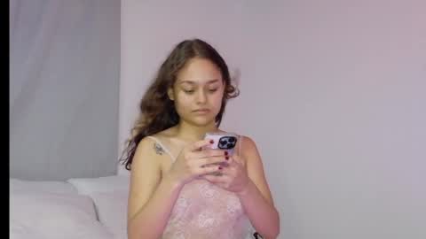 Snapshot of littlecheerry69 chatting on September 15, 4:14 pm littlecheerry69 online show from September 15, 4:14 pm