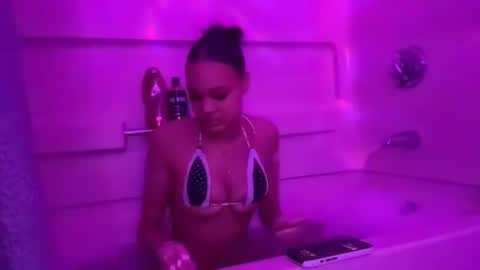 LittleCutieChloe online show from January 14, 11:43 pm