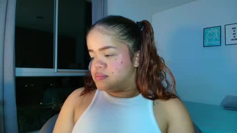 Sophie online show from December 27, 1:11 am