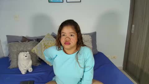 Sophie online show from October 10, 11:04 am