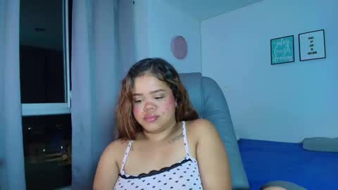 Sophie online show from January 24, 4:05 am