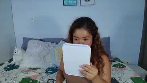 Sophie online show from February 4, 3:22 am