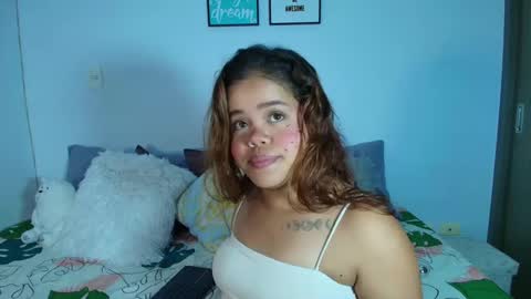 Sophie online show from February 1, 3:19 am