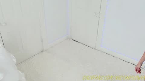 Audra A online show from February 16, 2:54 pm