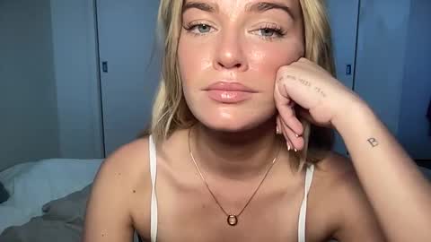 Marciabrady online show from February 11, 8:31 pm