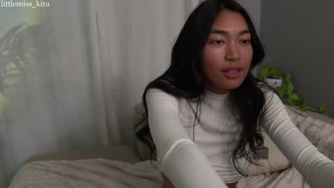 Kira online show from December 8, 4:25 am