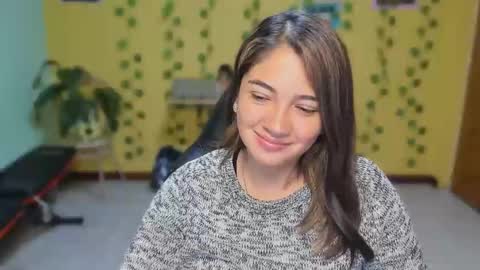 Mia  online show from April 24, 4:04 am