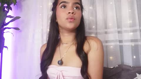 Snapshot of littletammy_ chatting on October 15, 2:19 pm littletammy_ online show from October 15, 2:19 pm