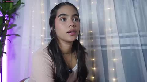 Snapshot of littletammy_ chatting on October 2, 1:49 pm littletammy_ online show from October 2, 1:49 pm