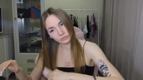 Snapshot of littlevildevil chatting on January 16, 11:15 am Eliana online show from January 16, 11:15 am