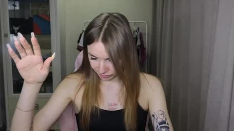 Snapshot of littlevildevil chatting on January 17, 11:06 am Eliana online show from January 17, 11:06 am