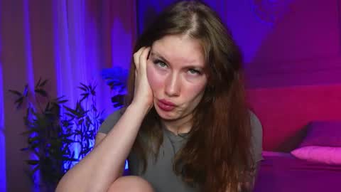 Liv 3 online show from November 7, 2:22 pm