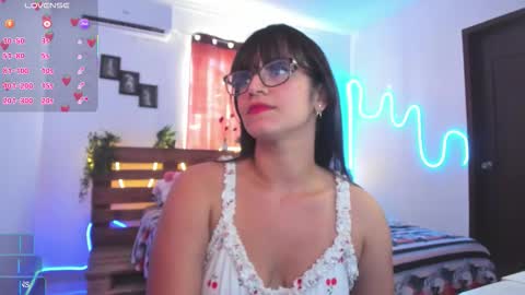 Livfabi  online show from November 5, 4:56 pm