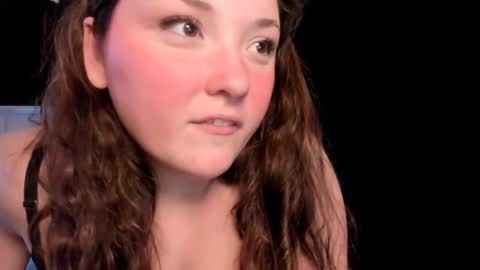 Liv online show from November 16, 2:02 am