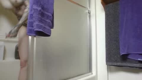 Liv Mirage online show from February 28, 8:30 pm