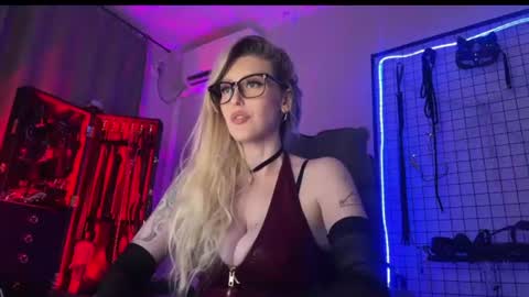 Liya Ray online show from July 6, 11:18 pm