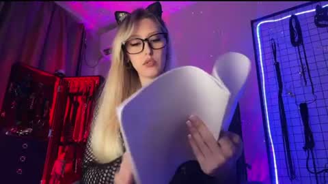 Liya Ray online show from July 23, 8:39 pm