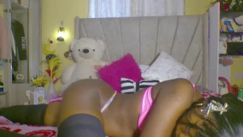 Snapshot of liyahs_lair chatting on September 23, 3:10 pm liyah online show from September 23, 3:10 pm