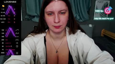 Snapshot of liyasilve chatting on February 27, 10:59 am Liya Silve online show from February 27, 10:59 am