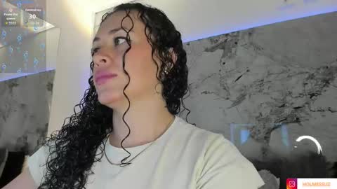 Snapshot of liz_holmes chatting on September 16, 10:34 am Liz online show from September 16, 10:34 am