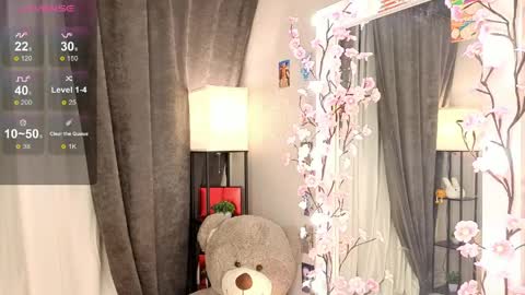 Lily online show from May 26, 10:31 pm