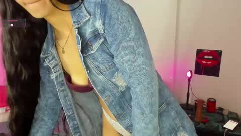 lizeth online show from September 9, 12:43 am