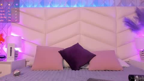 LIZZI online show from April 13, 9:04 pm