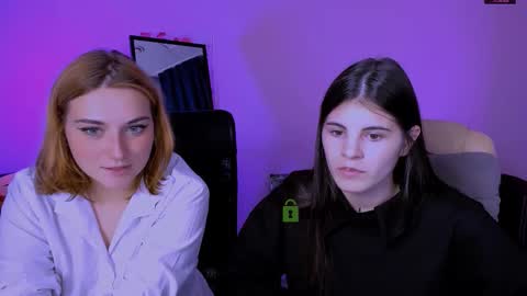 lizzie_boom online show from October 13, 5:32 am