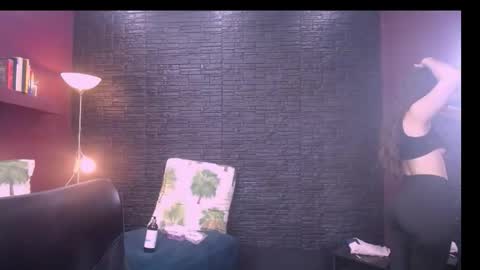 Snapshot of lizzie_collin chatting on October 1, 3:17 pm Lizzie online show from October 1, 3:17 pm