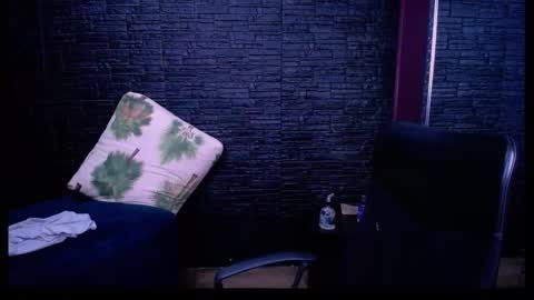 Snapshot of lizzie_collin chatting on October 18, 6:53 pm Lizzie online show from October 18, 6:53 pm