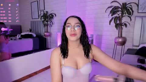  Lizzie  online show from January 14, 12:10 pm