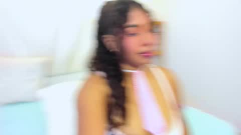 Snapshot of lizzie_williamss chatting on October 12, 4:04 am lizzie_williamss online show from October 12, 4:04 am