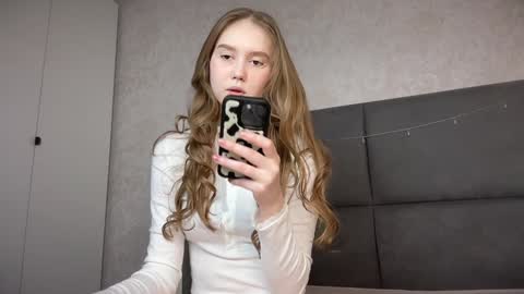 Lizzy online show from January 4, 11:33 am