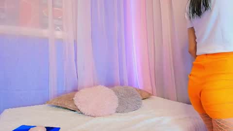 lizzy_kane online show from February 21, 8:20 pm