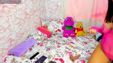 Snapshot of lizzy_sweet2 chatting on September 18, 4:05 pm lizzy_sweet2 online show from September 18, 4:05 pm