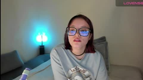 Lizzy online show from May 19, 9:22 pm