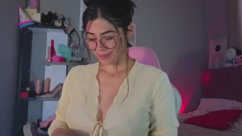 Pamela online show from March 25, 7:17 pm