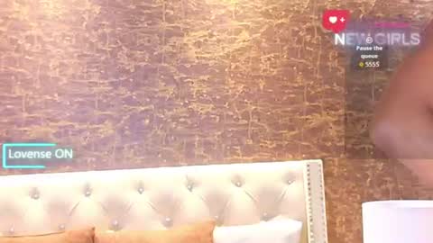  LOANA  online show from June 15, 4:07 pm