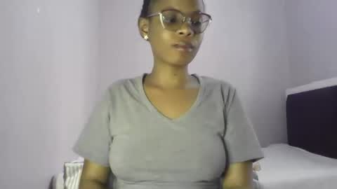 Lola Coco online show from March 25, 1:25 pm