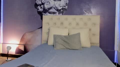 Snapshot of lola_red956680 chatting on January 10, 2:13 pm lola red online show from January 10, 2:13 pm