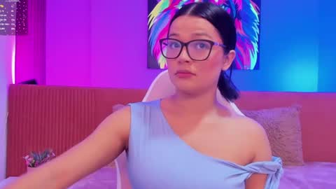 lola_sweeet18 online show from July 30, 8:59 am