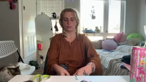 lolaa555 online show from July 24, 3:43 pm