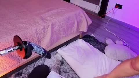 Lola Angel online show from July 14, 2:05 am