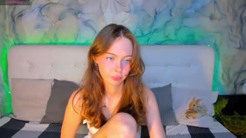 Snapshot of lolamedisson chatting on September 25, 6:17 pm Lola online show from September 25, 6:17 pm