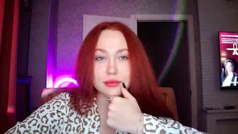 Snapshot of lolamint_ chatting on October 9, 7:29 pm Lola online show from October 9, 7:29 pm