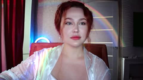 Snapshot of lolamint_ chatting on October 4, 12:00 pm Lola online show from October 4, 12:00 pm