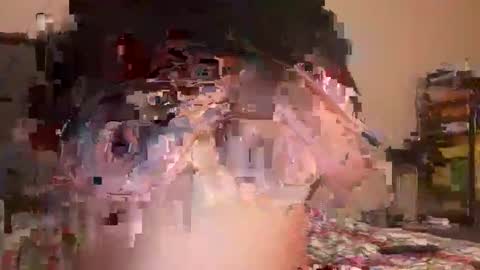 lolathesiren online show from October 10, 11:37 am