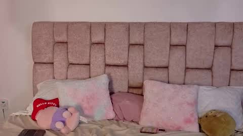 Lola online show from September 23, 12:14 pm